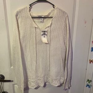 WHITE MESH SWEATER TOP